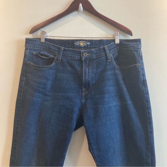 LUCKY BRAND Sz 38 x 34” 221  Original Straight Mid Wash 12” Rise Jeans - Picture 7 of 11